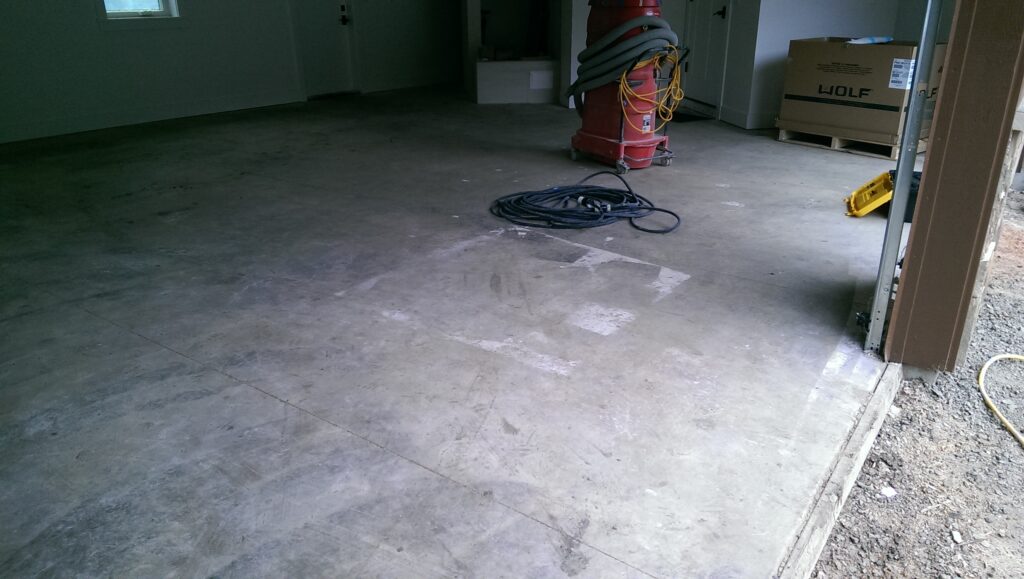 Sunrooms With Concrete Floors in Atlanta, TX